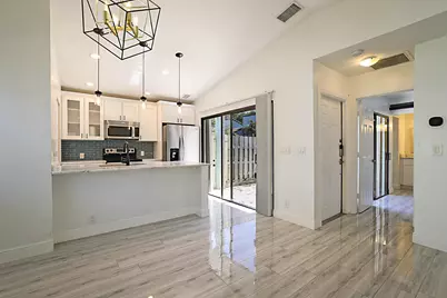 22354 Pineapple Walk Drive, Boca Raton, FL 33433 - Photo 4