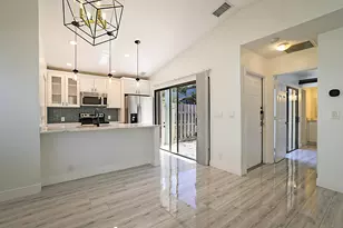 22354 Pineapple Walk Dr, Boca Raton, FL 33433 - Photo 4