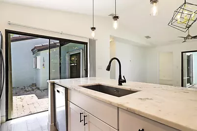 22354 Pineapple Walk Drive, Boca Raton, FL 33433 - Photo 6