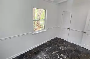 305 S Loxahatchee Dr, Jupiter, FL 33458 - Photo 14