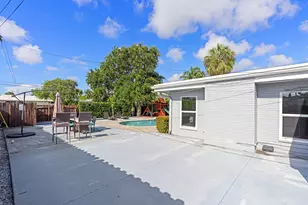 300 SE 8th Ct, Pompano Beach, FL 33060 - Photo 30