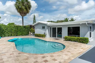 300 SE 8th Court, Pompano Beach, FL 33060 - Photo 28