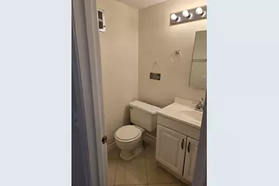 99 Salisbury E, West Palm Beach, FL 33417 - Photo 6