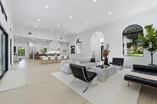 2557 Seminole Cir, West Palm Beach, FL 33409 - Photo 4