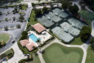 2557 Seminole Circle, West Palm Beach, FL 33409 - Photo 38