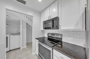 1030 Parkside Green Dr, Greenacres, FL 33415 - Photo 24
