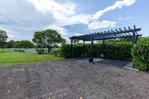 844 Arabian Dr, Loxahatchee, FL 33470 - Photo 10