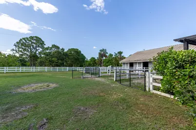 844 Arabian Drive, Loxahatchee, FL 33470 - Photo 16
