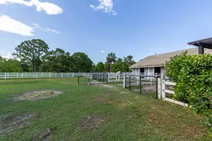 844 Arabian Dr, Loxahatchee, FL 33470 - Photo 16