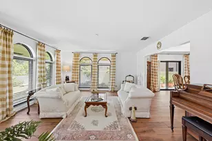 370 SE 13th Ave, Pompano Beach, FL 33060 - Photo 10