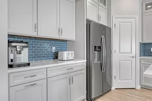 9774 SW Meridian Wy, Stuart, FL 34997 - Photo 4