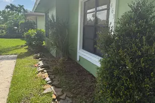 1463 Summit Run Cir, West Palm Beach, FL 33415 - Photo 28