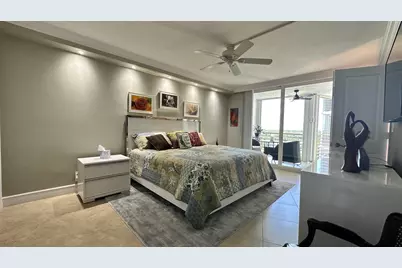 3507 Oaks Way #905, Pompano Beach, FL 33069 - Photo 4