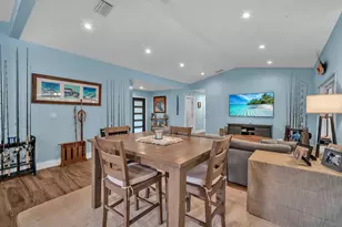 20438 SW 327th St, Homestead, FL 33030 - Photo 16