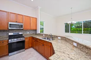 421 SW Crabapple Cove, Port Saint Lucie, FL 34986 - Photo 14