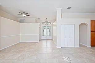 421 SW Crabapple Cove, Port Saint Lucie, FL 34986 - Photo 8