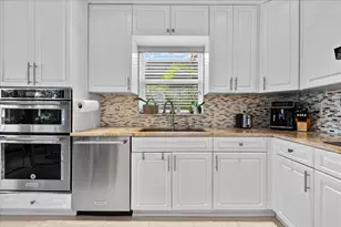 15151 Banbury Way, Wellington, FL 33414 - Photo 8