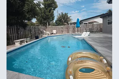 7811 NW 40th Court NW, Coral Springs, FL 33065 - Photo 14