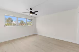 3201 NE 8th St, Pompano Beach, FL 33062 - Photo 18