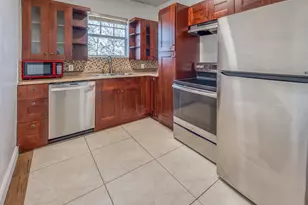 205 N Federal Hwy, Lake Worth Beach, FL 33460 - Photo 2