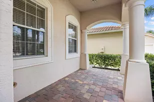 5718 SW Bald Eagle Dr, Palm City, FL 34990 - Photo 4