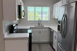 112 Lake Ave, Lake Worth Beach, FL 33460 - Photo 6