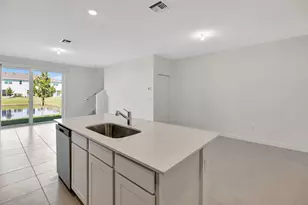 539 SE Rivergrass St, Port Saint Lucie, FL 34984 - Photo 6