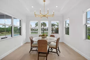 9249 Crestview Cir, Palm Beach Gardens, FL 33412 - Photo 8