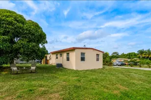 260 N Palm Dr, Boynton Beach, FL 33435 - Photo 8