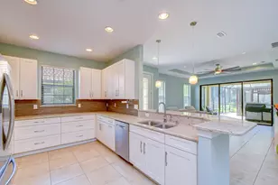 8433 Alberata Vista Dr, Tampa, FL 33647 - Photo 52