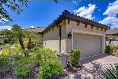 8433 Alberata Vista Drive, Tampa, FL 33647 - Photo 8