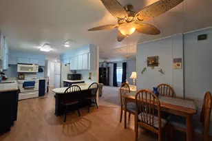 37 Los Lagos Rd, Port Saint Lucie, FL 34952 - Photo 4