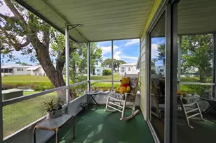 37 Los Lagos Rd, Port Saint Lucie, FL 34952 - Photo 2