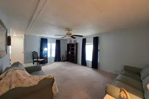 37 Los Lagos Rd, Port Saint Lucie, FL 34952 - Photo 6