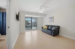 6024 Glendale Dr, Boca Raton, FL 33433 - Photo 18