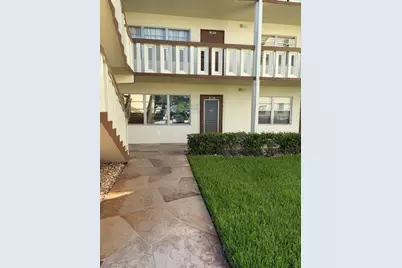 381 Mansfield J, Boca Raton, FL 33434 - Photo 2