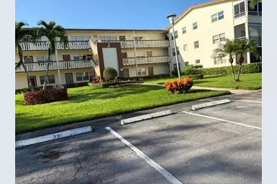 381 Mansfield J, Boca Raton, FL 33434 - Photo 12