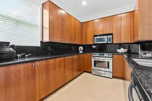 725 SW 4th Ave, Fort Lauderdale, FL 33315 - Photo 26