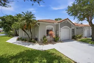 1080 SW 42nd Ave, Deerfield Beach, FL 33442 - Photo 2