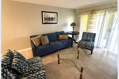 10040 Meridian Way N #103, Palm Beach Gardens, FL 33410 - Photo 4