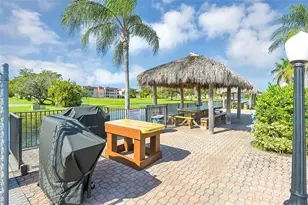 9360 Sunrise Lakes Blvd, Sunrise, FL 33322 - Photo 10