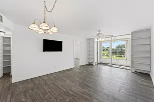 9360 Sunrise Lakes Blvd, Sunrise, FL 33322 - Photo 42