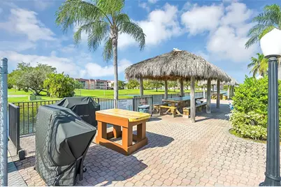 9360 Sunrise Lakes Boulevard #111, Sunrise, FL 33322 - Photo 10