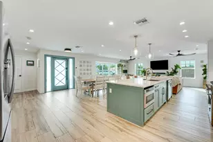 731 Cruiser Rd S, North Palm Beach, FL 33408 - Photo 10