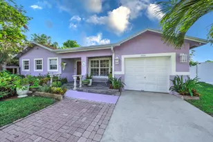 1900 SW 87th Ave, North Lauderdale, FL 33068 - Photo 2