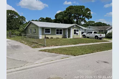 2605 Bennett Drive, Fort Pierce, FL 34946 - Photo 2