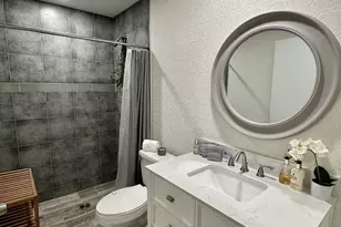 528 Date Palm Dr, Lake Park, FL 33403 - Photo 56