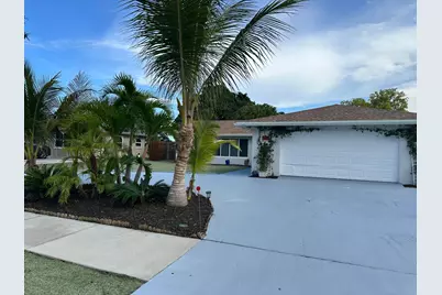 528 Date Palm Drive, Lake Park, FL 33403 - Photo 2