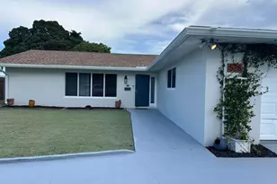 528 Date Palm Dr, Lake Park, FL 33403 - Photo 1