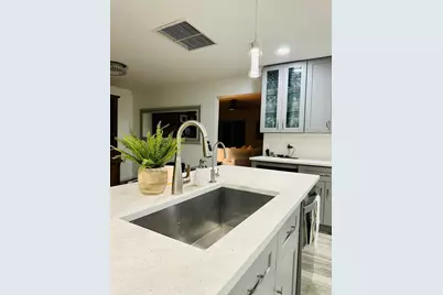 528 Date Palm Drive, Lake Park, FL 33403 - Photo 20